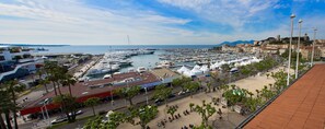 View from property - Hotel Splendid Cannes (Cannes)