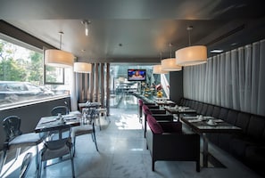 Breakfast and lunch served, Portuguese cuisine