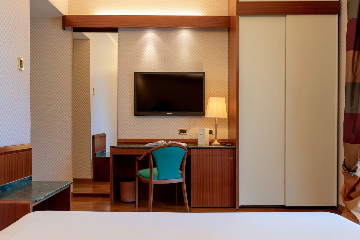 1 chambre, literie de qualité supérieure, couette en duvet d'oie
