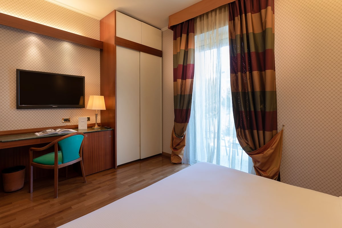 1 chambre, literie de qualité supérieure, couette en duvet d'oie
