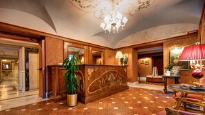 Reception - Hotel Villa Morgagni (Rome)