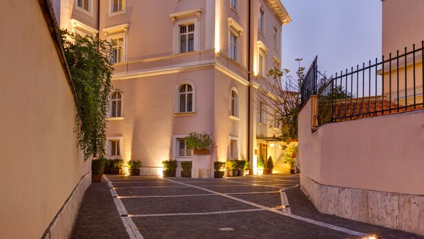 Aerial view - Hotel Villa Morgagni (Rome)