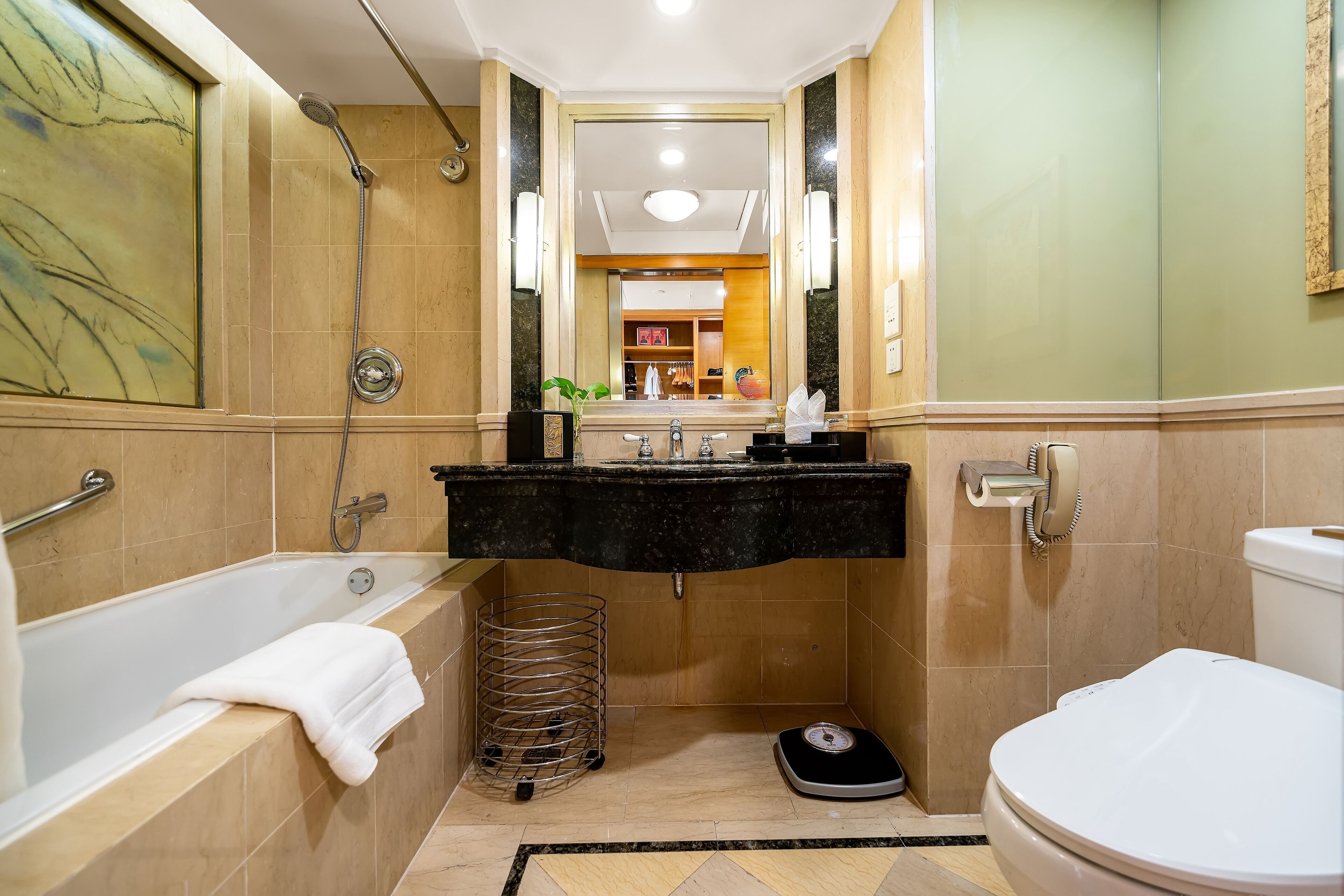 standard room | bathroom | hair dryer, bathrobes, slippers, towels