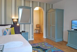 Comfort Single Room | 1 bedroom, hypo-allergenic bedding, minibar, in-room safe