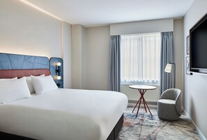 Executive King Room | Allergitestet sengetøy, skrivebord og skrivebord for bærbar PC