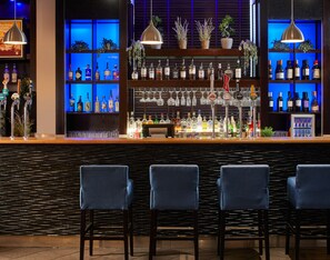 Bar (in der Unterkunft)