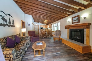 Family Condo, 2 Bedrooms | Living area