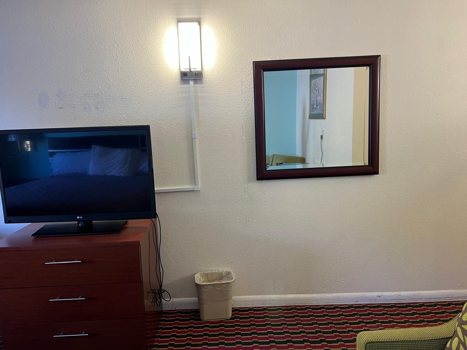 Quality Quarters Inn — photo 9