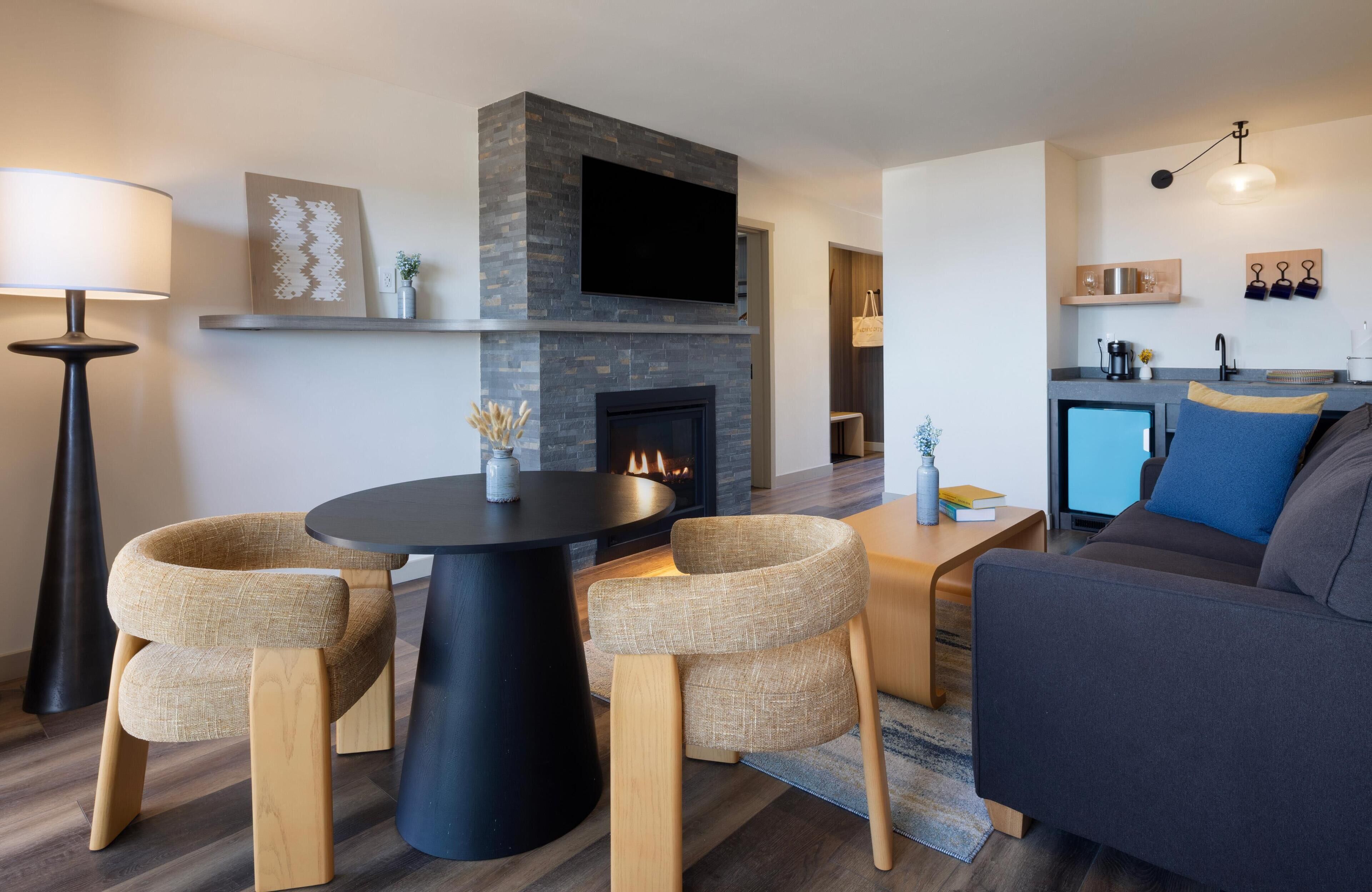 ห้องสวีท, 1 ห้องนอน, อ่างน้ำวน (Haystack) | เครื่องนอนระดับพรีเมียม, ผ้านวมขนเป็ด, เตียงพร้อมฟูกเสริมที่นอน