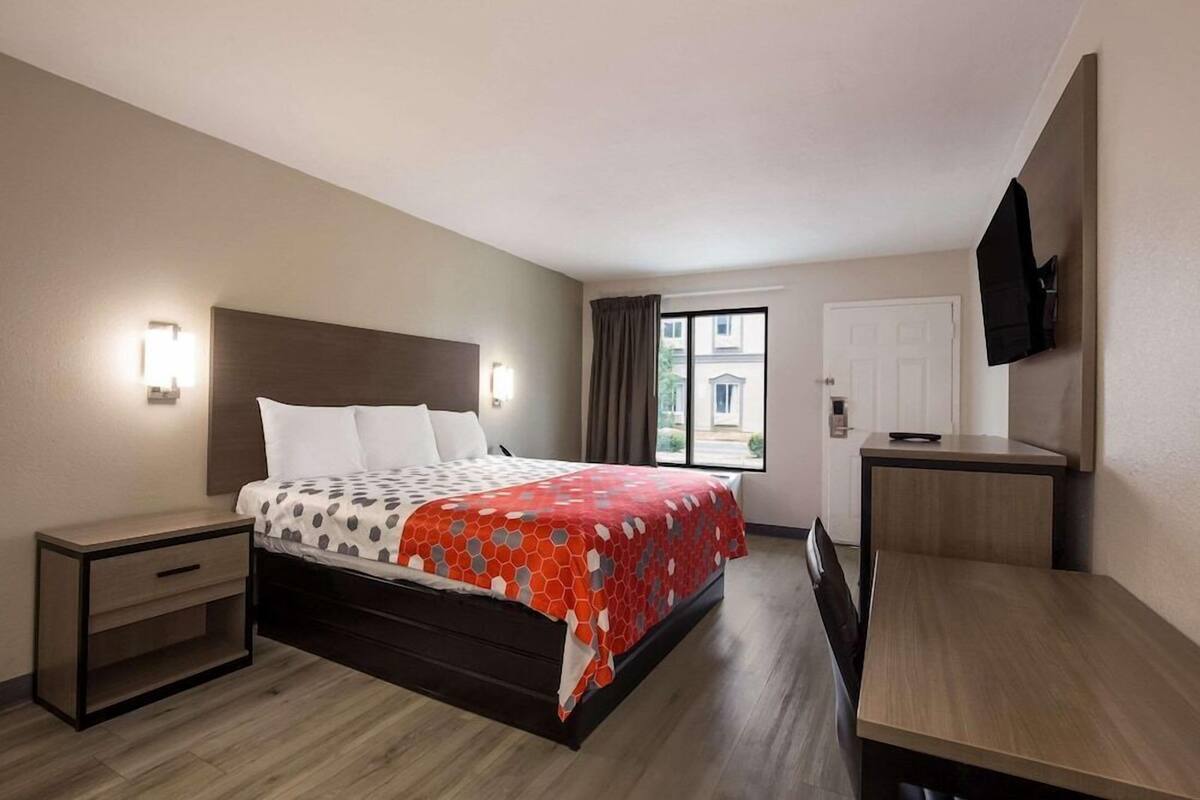 In-room safe, blackout drapes, iron/ironing board (on request)