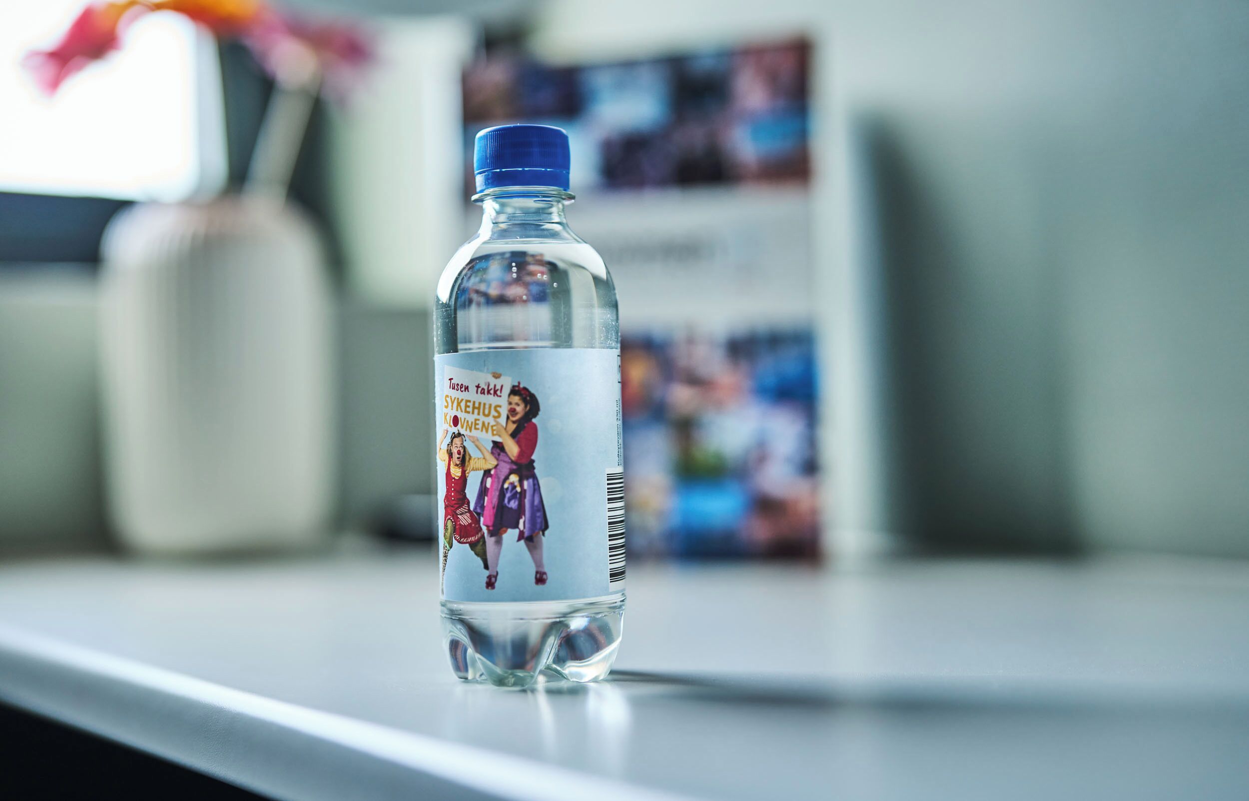 26-inch flat-screen tv with cable channels, tv