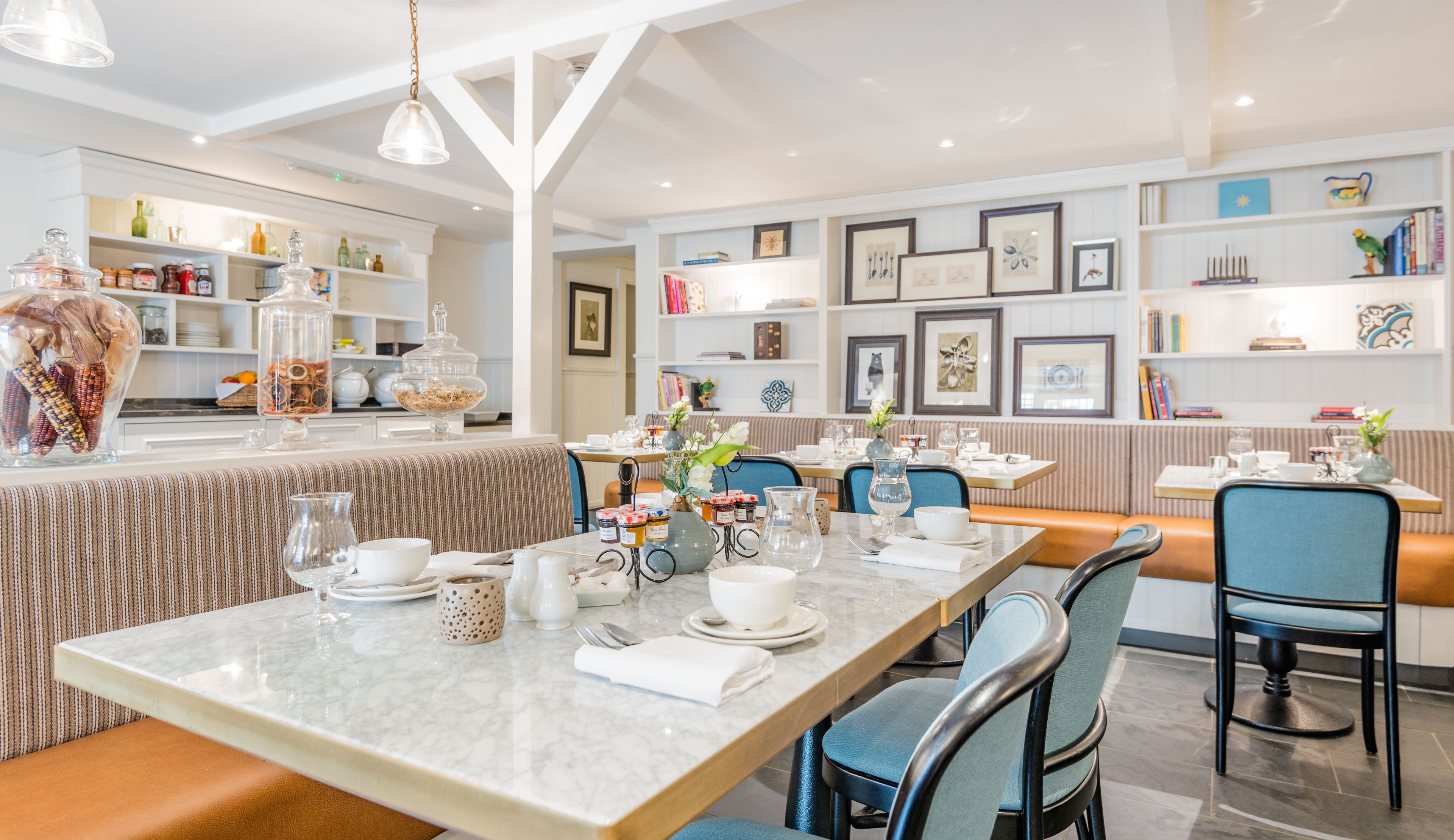 daily full breakfast (gbp 19.50 per person)