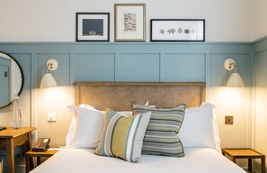 Snug Room | Premium bedding, pillowtop beds, minibar, individually decorated - Didsbury House Hotel (Manchester)