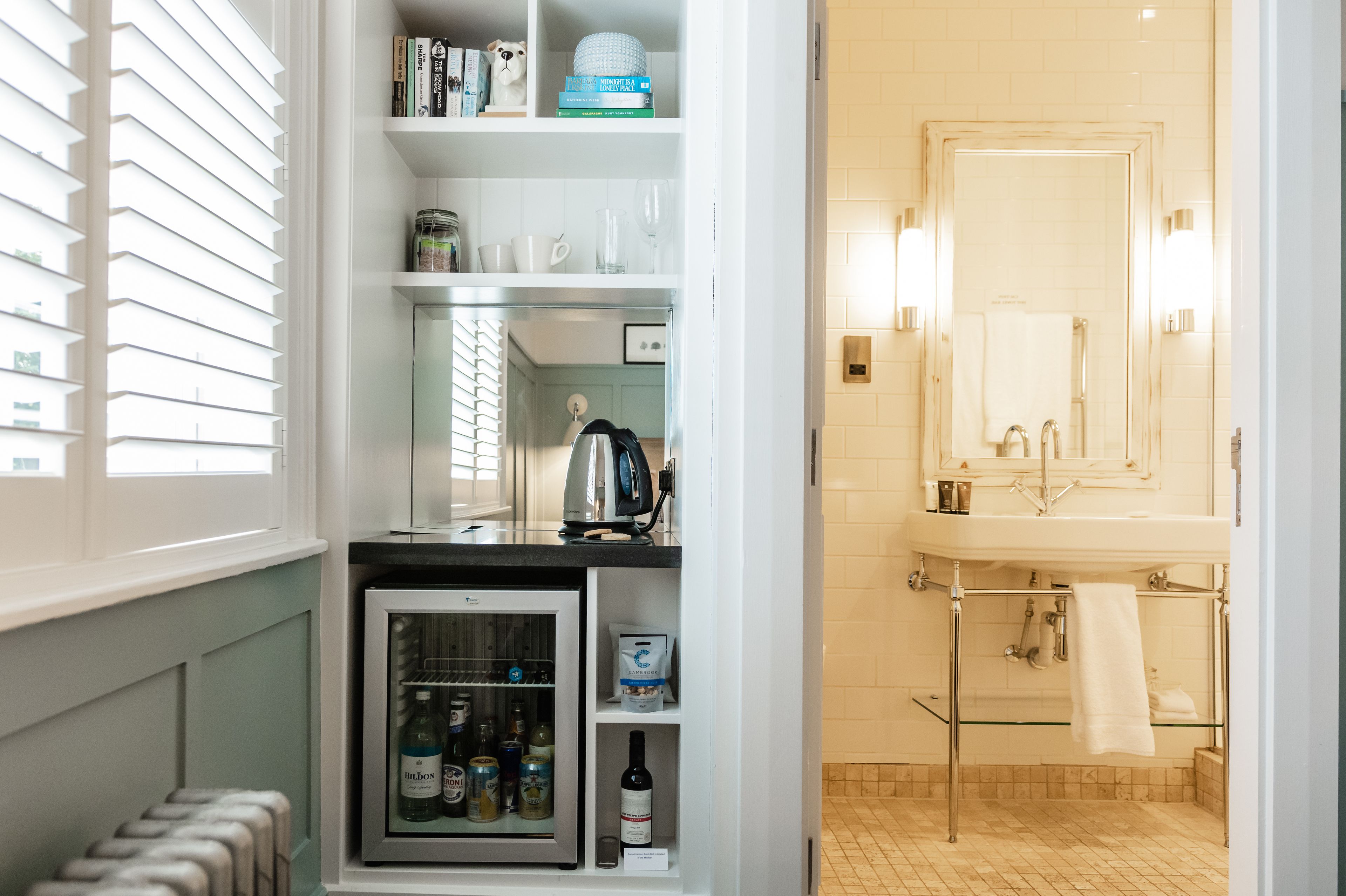 snug room | room amenity