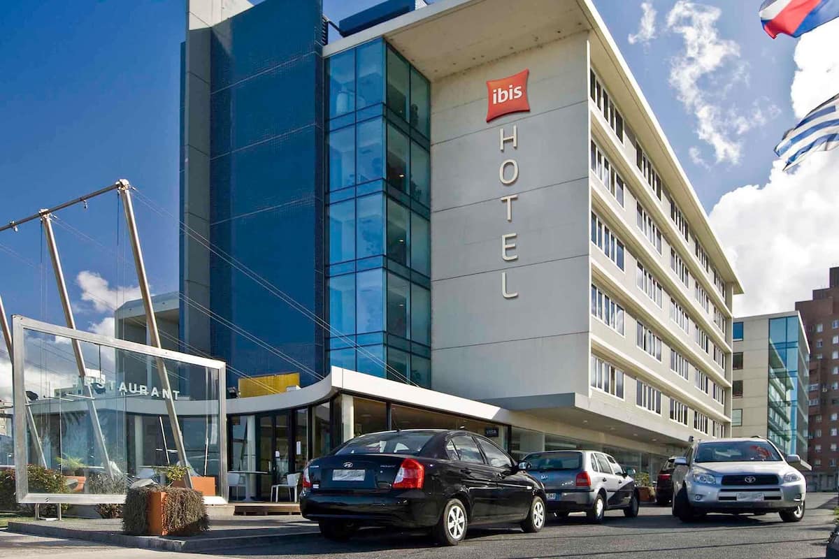 スタンダード ルーム ダブルベッド 1 台 | 外観