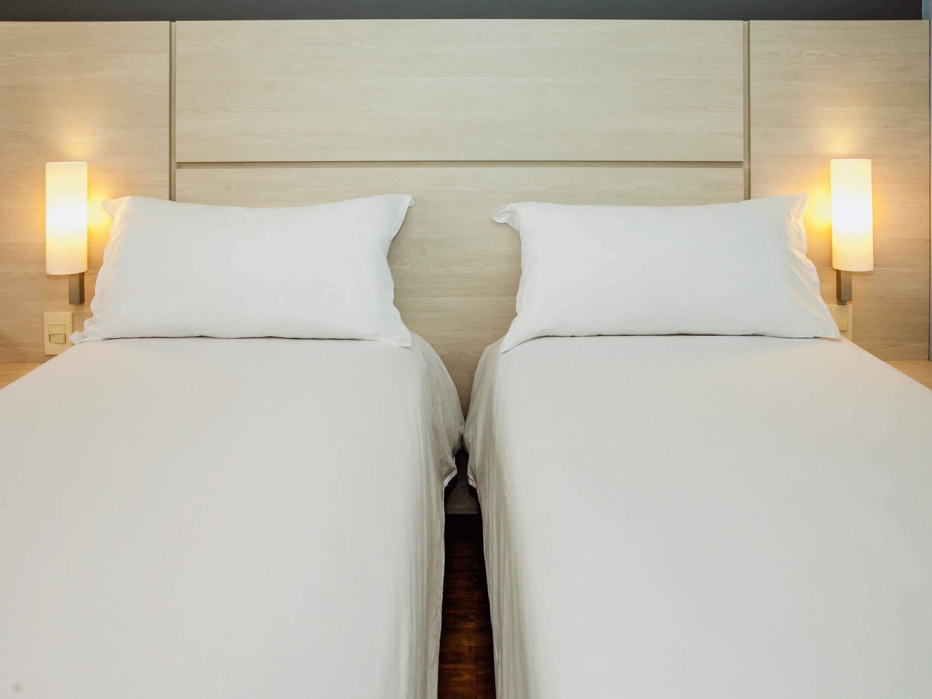 Standard Room, 3 Twin Beds | Minibar, in-room safe, desk, laptop workspace