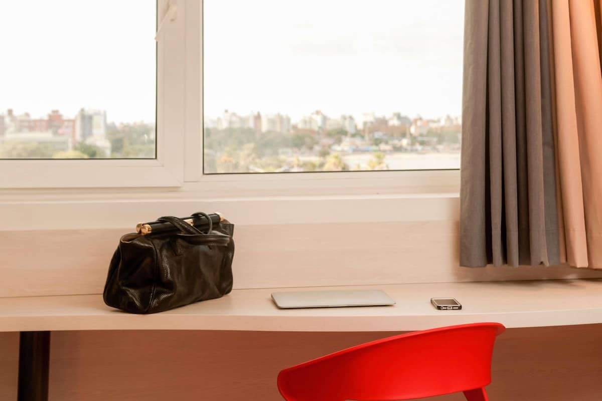 Standard Room, 2 Twin Beds | Minibar, in-room safe, desk, laptop workspace