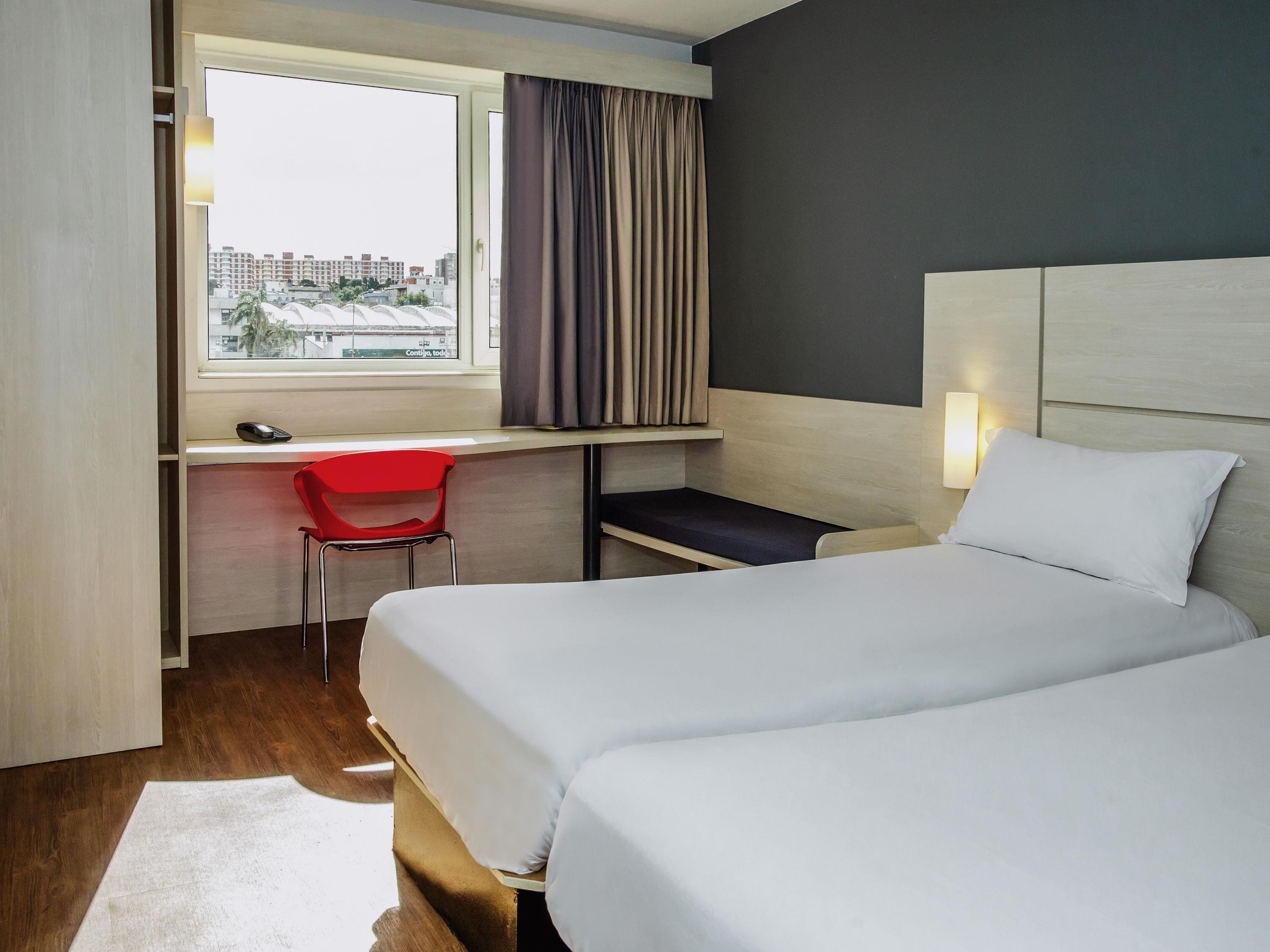 Standard Room, 2 Twin Beds | Minibar, in-room safe, desk, laptop workspace