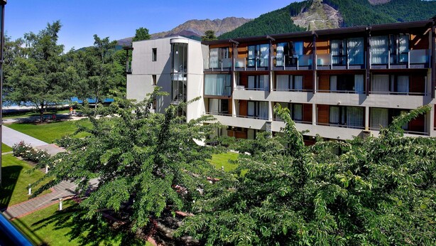 Unclassified image, 1 of 97, button - Novotel Queenstown Lakeside (Queenstown)