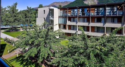 Novotel Queenstown Lakeside