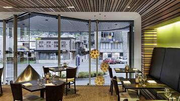 Der serveres morgenmad og aftensmad