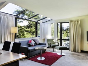 In-room safe, desk, iron/ironing board, free cribs/infant beds