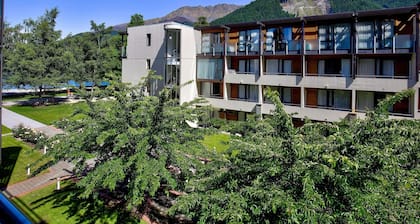 Novotel Queenstown Lakeside