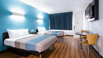 Iron/ironing board, free WiFi, bed sheets