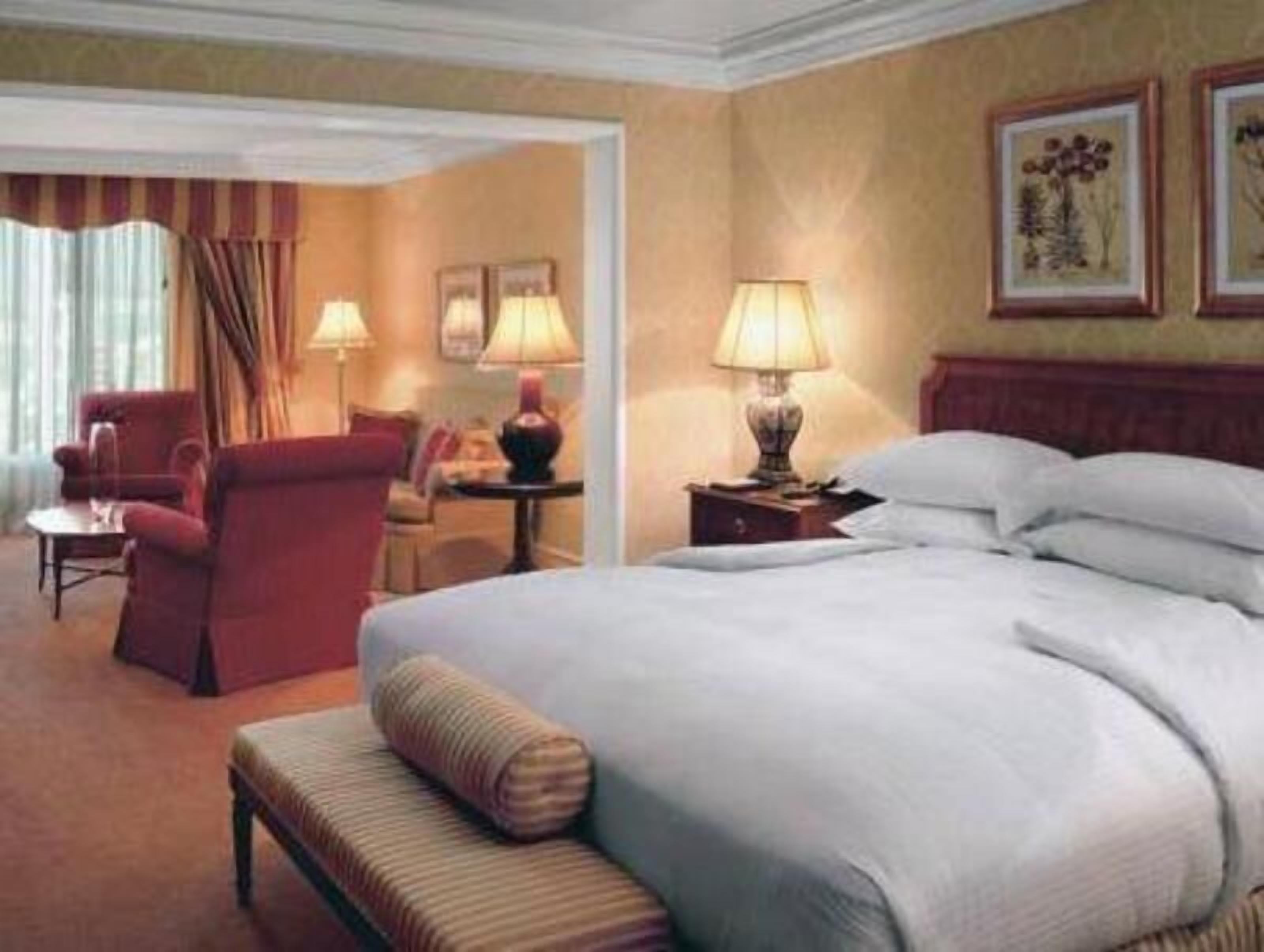 Sengetøy i egyptisk bomull, sengetøy av topp kvalitet og minibar