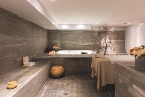 Sauna, Whirlpool, Dampfbad, Türkisches Bad/Hamam, Körperbehandlungen