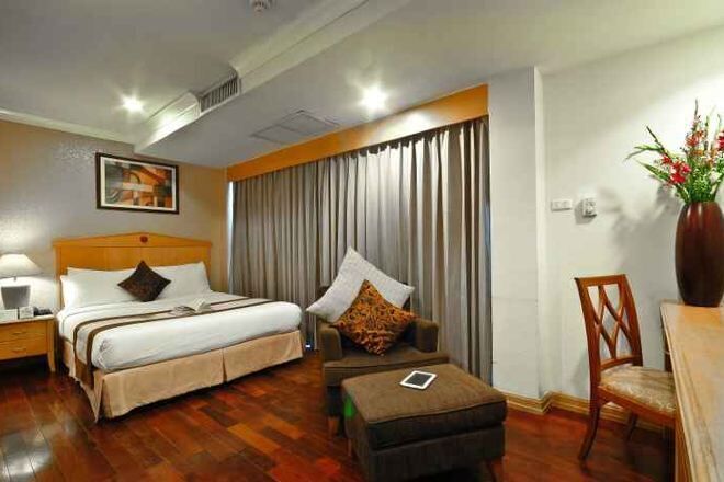In-room safe, desk, laptop workspace, free WiFi