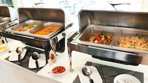 Daily to-go breakfast (THB 375 per person)