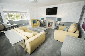 Presidential Suite | 2 bedrooms, premium bedding, in-room safe, individually decorated
