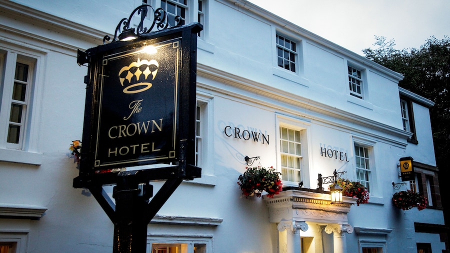 Crown Hotel