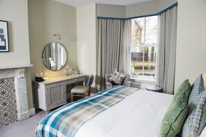Suíte executiva, 1 cama King (Green Lane Suite) | Vista do quarto