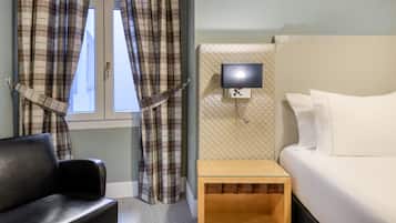 Basic-værelse - 1 dobbeltseng eller 2 enkeltsenge | Pengeskab på værelset, lydisolering, strygejern/strygebræt, gratis Wi-Fi