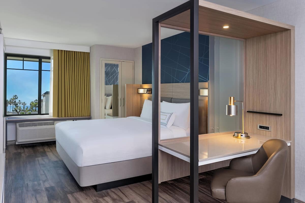 Studio Suite, 1 King Bed, Ocean View | View from room