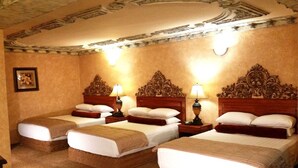 Standard Triple Room, Non Smoking | In-room safe, blackout drapes, soundproofing - Hotel Guatemala Inn (Guatemala City)