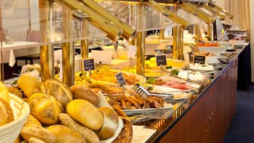 Petit-déjeuner buffet compris tous les jours