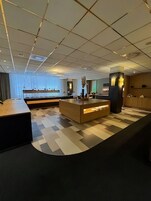 Breakfast, lunch, dinner served; international cuisine 