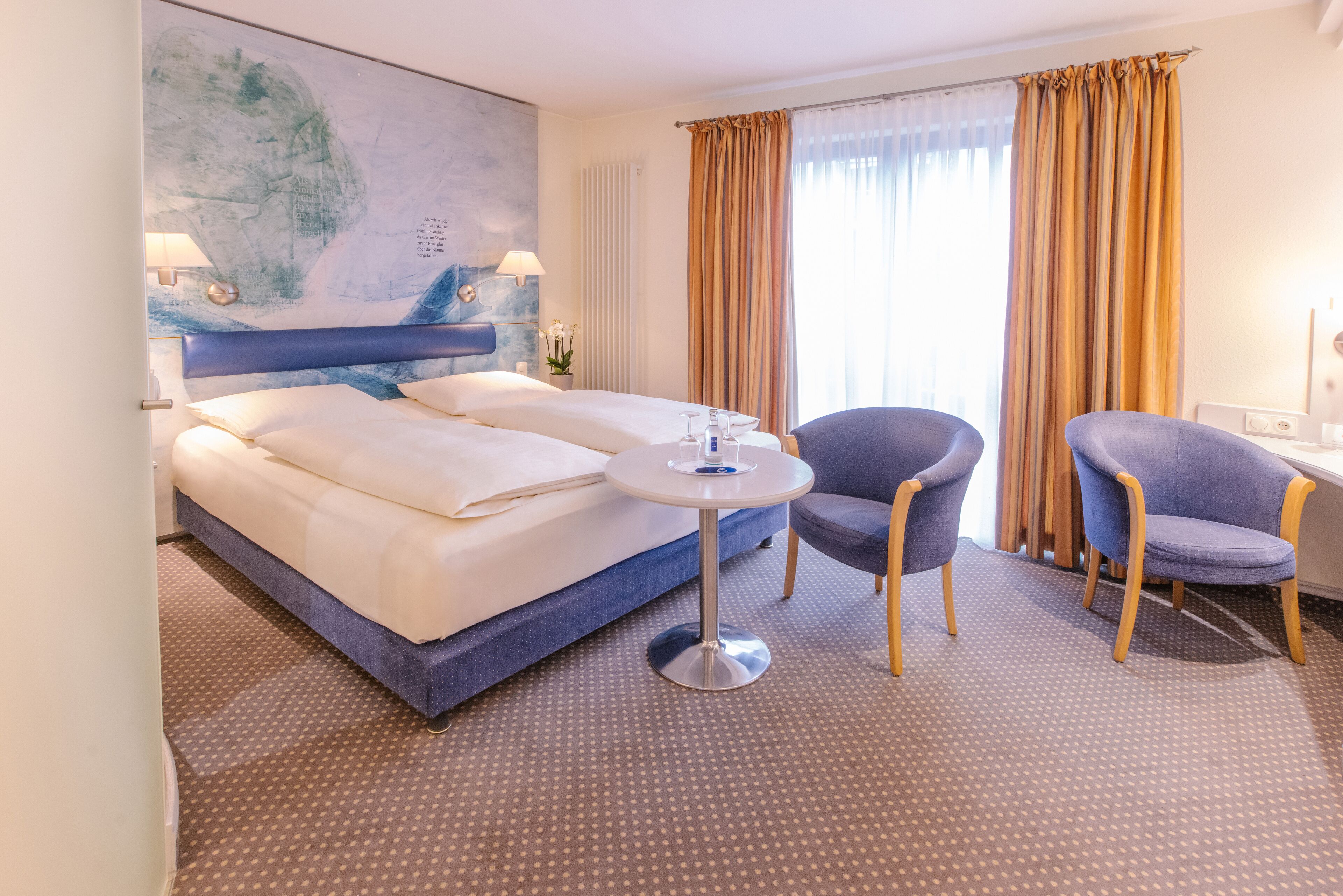 1 bedroom, premium bedding, in-room safe, desk