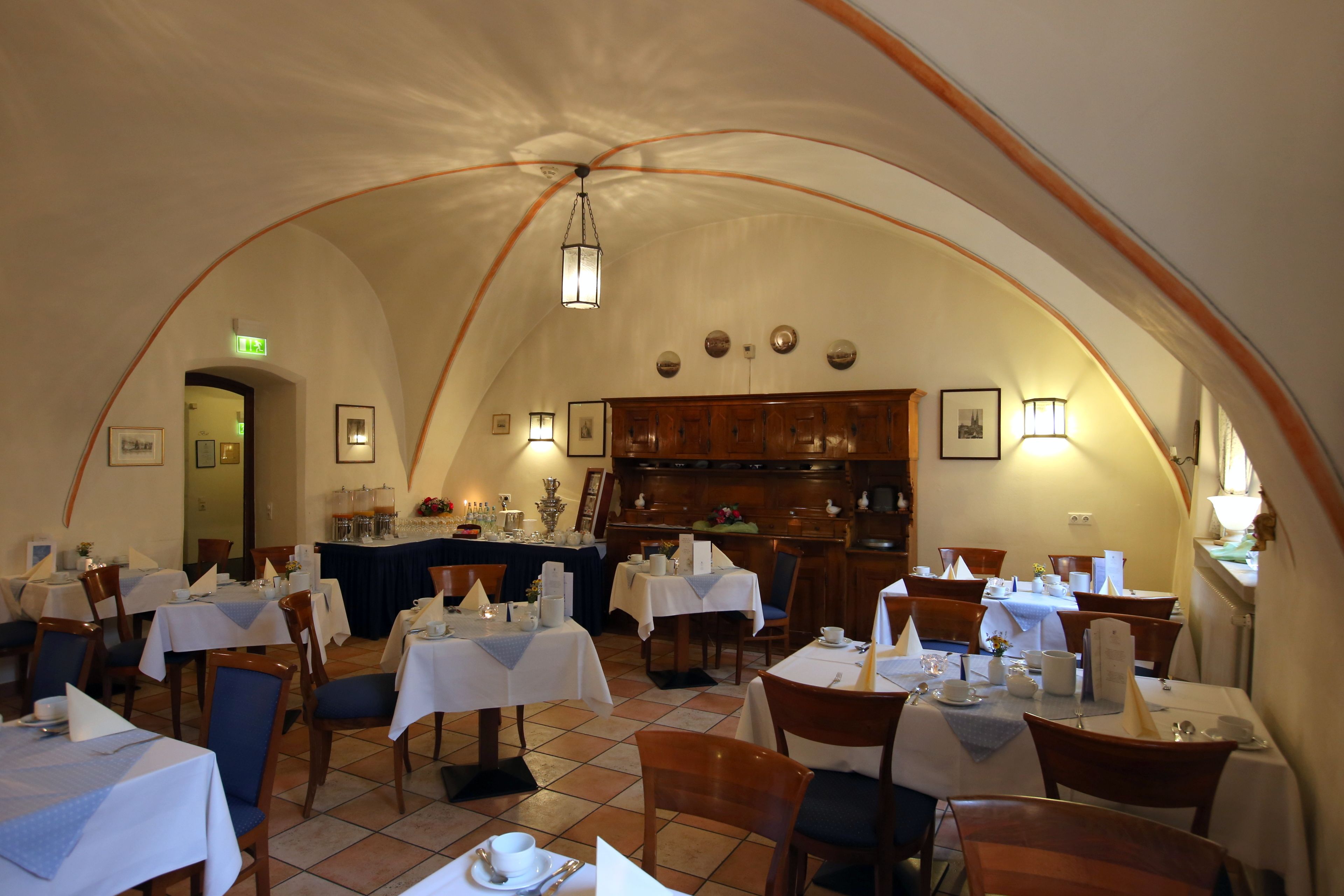 daily buffet breakfast (eur 17 per person)