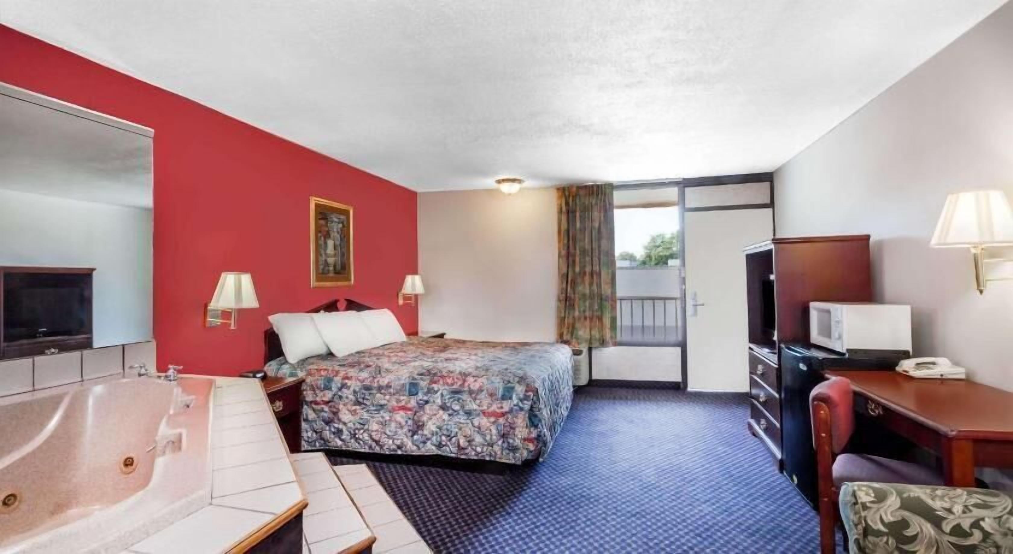 Desk, rollaway beds, free WiFi, bed sheets