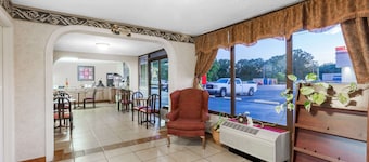 Days Inn by Wyndham Martin