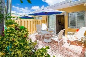 King Studio  | Terrace/patio