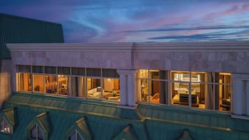 Presidential Suite | Premium bedding, Select Comfort beds, minibar, in-room safe