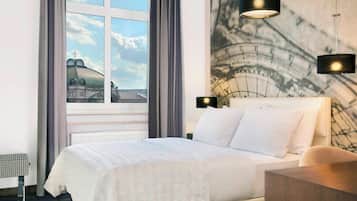 Habitación, 1 cama de matrimonio | 1 dormitorio, ropa de cama hipoalergénica, minibar y caja fuerte