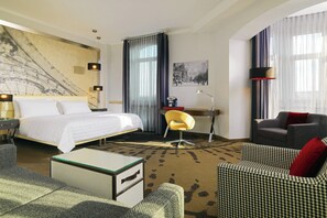 Junior Suite, 1 King Bed