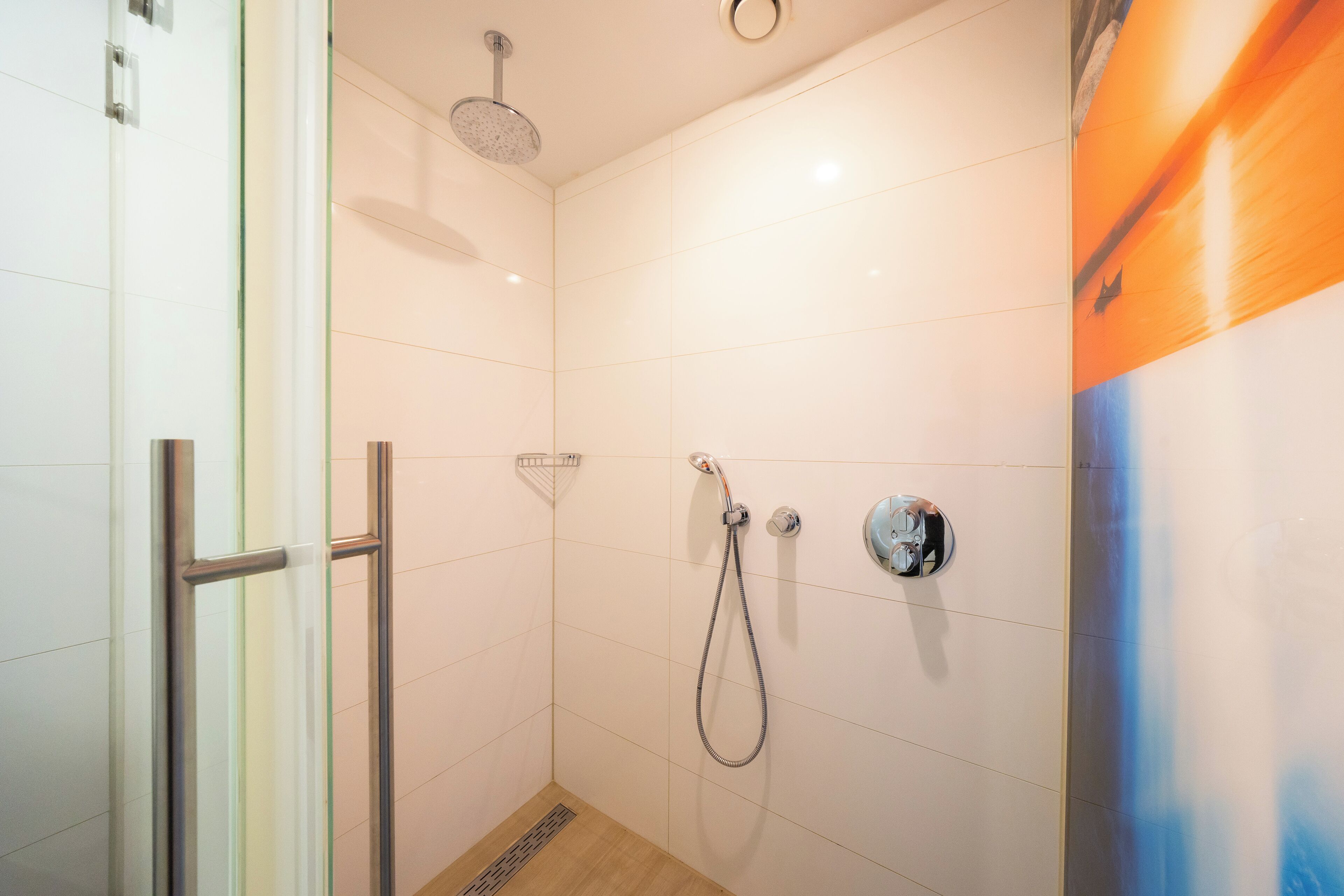 superior room | bathroom | free toiletries, hair dryer, towels, soap
