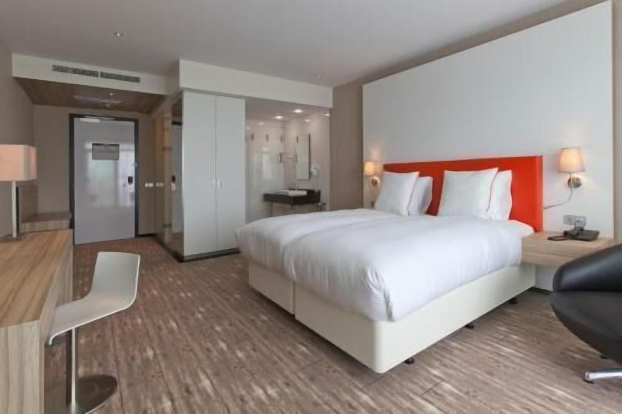 In-room safe, desk, laptop workspace, blackout drapes